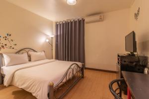 Art Superior Double Room room in Intown Residence