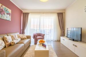 Luxury Apartments Villa Mande
