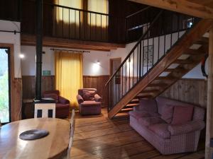 Cabaa Oregn con hot tub exclusivo cerca de termas y lago