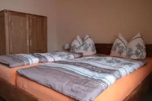 Ferienwohnungen Grüne Tanne - Warnstedt Ferienwohnungen Grüne Tanne - Warnstedt