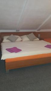 Triple Room with Balcony room in penzion LIPTAL