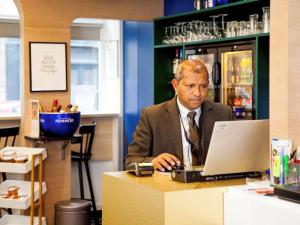 ibis Styles Paris Cadet Lafayette photo 12