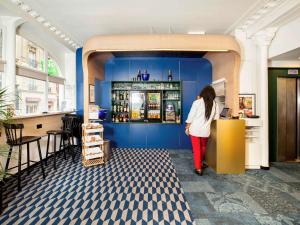 ibis Styles Paris Cadet Lafayette photo 9