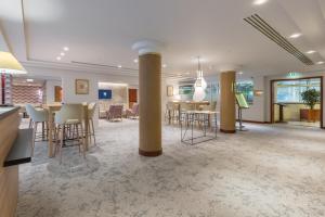 Hotels Evergreen Laurel Hotel : photos des chambres