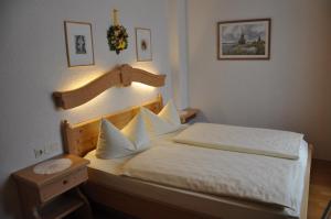 Single Room room in Gasthaus Tauberstube