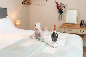 Standard Double Room room in The Royal Hotel and Bar