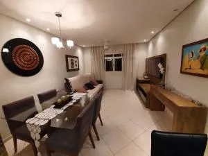 Apartamento dois quartos perto da praia em Jardim Camburi - Carapina