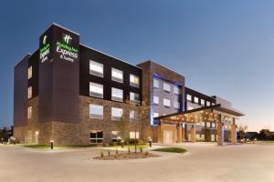 Holiday Inn Express & Suites - West Des Moines - Jordan Creek by IHG - 3hvězdičkové hotely ve městě West Des Moines