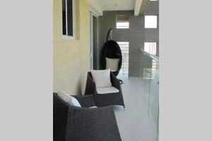 Acogedor con vista al mar en Condominio Zazue a 300 metros de la playa Bellohorizonte Santa Marta