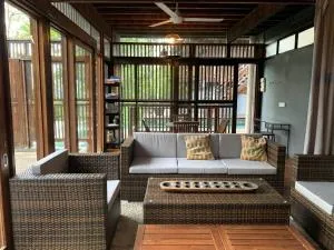 The Shorea - Kampong Egang