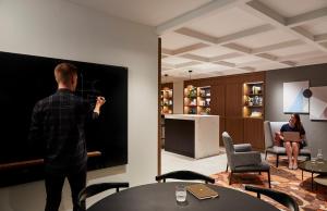 Hotels Crowne Plaza Paris Republique, an IHG Hotel : photos des chambres