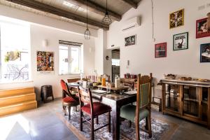 Ad Hoc Rooms