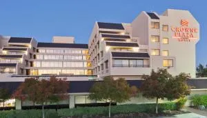 福斯特市圣马雕皇冠假日酒店 - 圣马特奥市