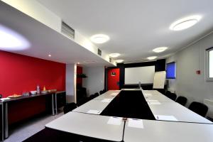 Hotels initial by balladins Amiens / Longueau : photos des chambres