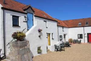 One-Bedroom Cottage room in Celtic Haven