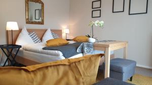 Double Room with Balcony room in Gästehaus am Sonnenhügel