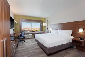 King Room - Hearing Accessible/Non-Smoking  room in Holiday Inn Express & Suites - Brigham City - North Utah an IHG Hotel