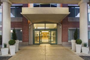 Sleep Inn & Suites