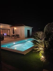 Chemin de la Roseraie