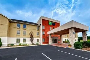 Holiday Inn Express & Suites Crossville by IHG - Lancing