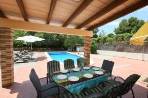 AME447 Chalet con piscina privada 9x5m y jardín vallado