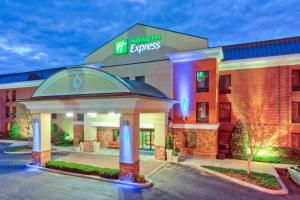 Holiday Inn Express Hotel & Suites Nashville Brentwood 65S - 2hvězdičkové hotely ve městě Brentwood