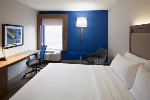 Holiday Inn Express Hotel & Suites Nashville Brentwood 65S