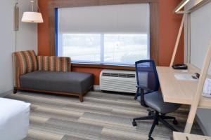 Standard Queen Room with Two Queen Beds room in Holiday Inn Express & Suites - Brighton South - US 23