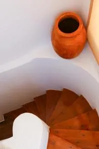 FOTIS HOUSE - Короні