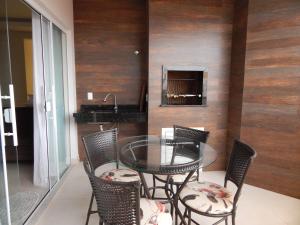 Apto. Novo e decorado.