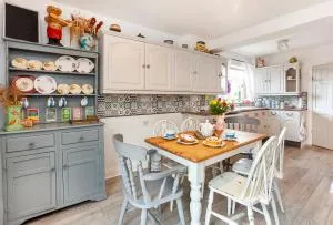 The Cherries - Wilberfoss