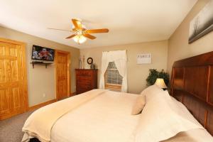 Comfy Condo perfect for your mountain getaway