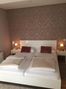 B&B Alex18
