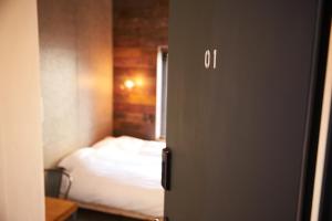 mizuka Imaizumi 1 - unmanned hotel -