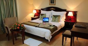 Moba Hotel & Convention Centre