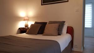 Hotels Hotel Saint Etienne : photos des chambres