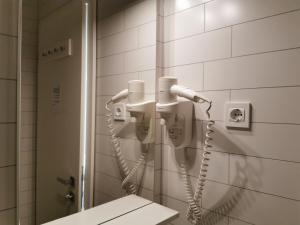 Cube studio by the river (with free bike rental)