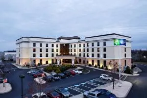 Holiday Inn Express & Suites Harrisburg West - Dauphin