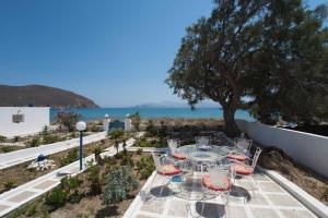Seaview beautiful house with 2 bedrooms in Molos Paros Greece