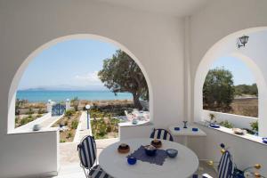 Seaview beautiful house with 2 bedrooms in Molos Paros Greece