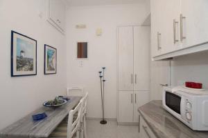 Seaview beautiful house with 2 bedrooms in Molos Paros Greece
