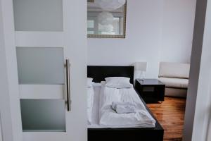 Apartments Grzybowska by City Quality