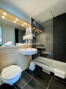 Hotels Kyriad Paris Ouest - Colombes : photos des chambres