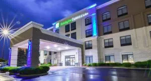 Holiday Inn Express & Suites - Indianapolis Northwest by IHG - 布朗斯堡