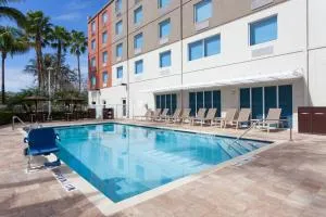Holiday Inn Express Hotel & Suites Fort Lauderdale Airport/Cruise Port by IHG - بلانتايشن
