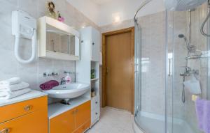 Apartment in Poreč with terrace, air conditioning, WiFi, washing machine (4928-7), Apartmány Poreč - big - 16