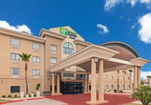 Holiday Inn Express & Suites - Laredo-Event Center Area, an IHG Hotel in Freer