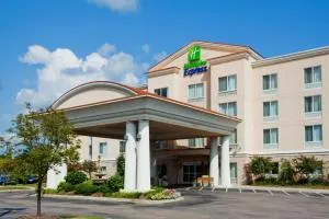 Holiday Inn Express Hotel & Suites - Concord - Salisbury