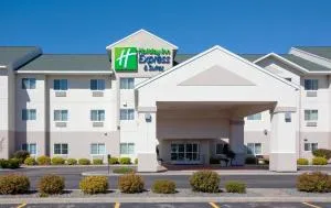 Holiday Inn Express Hotel and Suites Stevens Point by IHG - Waupaca