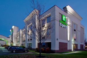 Holiday Inn Express Hotel & Suites Grove City, an IHG Hotel